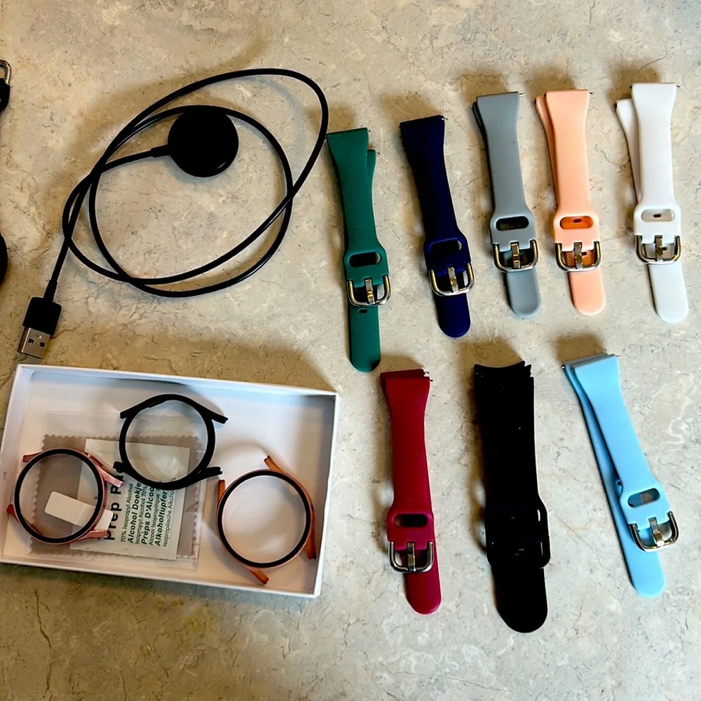 Samsung galaxy 4watch 4covers, 9 bands and charger